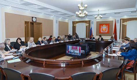 Инвестиции в персонал: центр экосистемы общественного здоровья